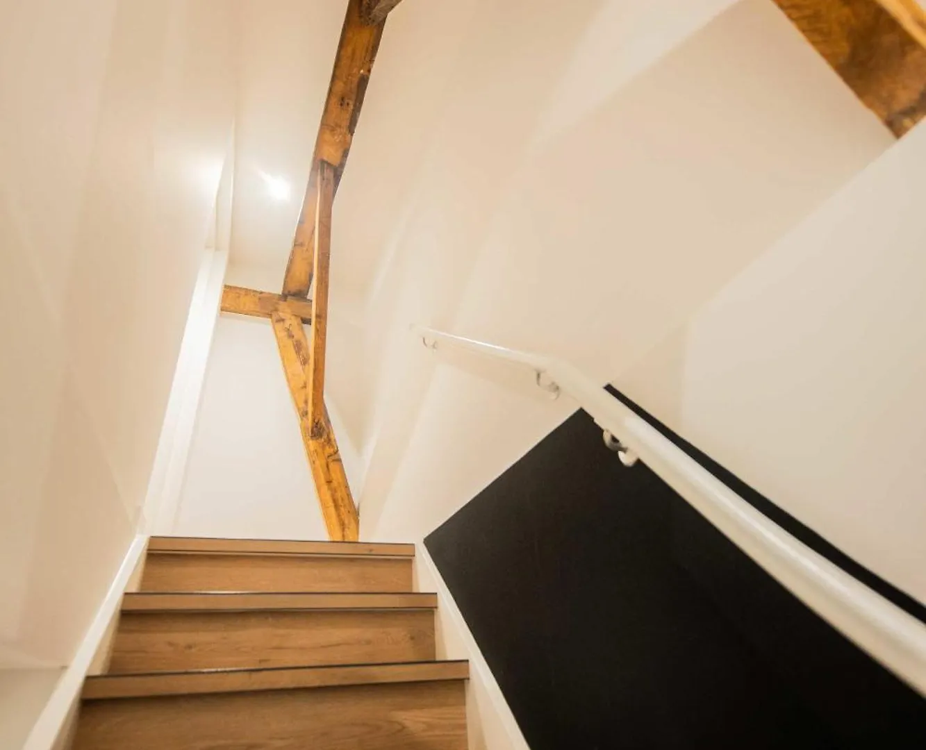 Spectacular 70M2 Penthouse With Terrace - R51C Appartement Eindhoven 0*,  Nederland